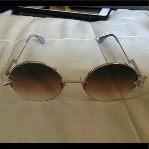 FENDI Pink Gradient Round Sunglasses